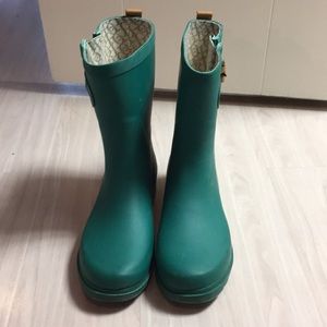 Rain boots
